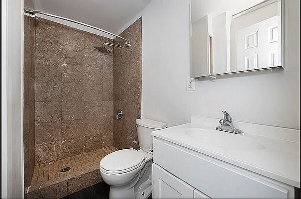 2nd image of 234 E 52nd St #L