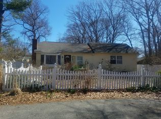 19 Bellport Rd, Sound Beach, NY 11789