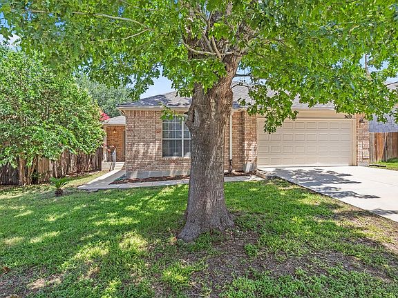4th image of 3659 Prairie Ln