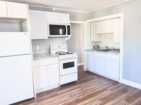 89 Warren Ave APT 2, East Providence, RI 02914