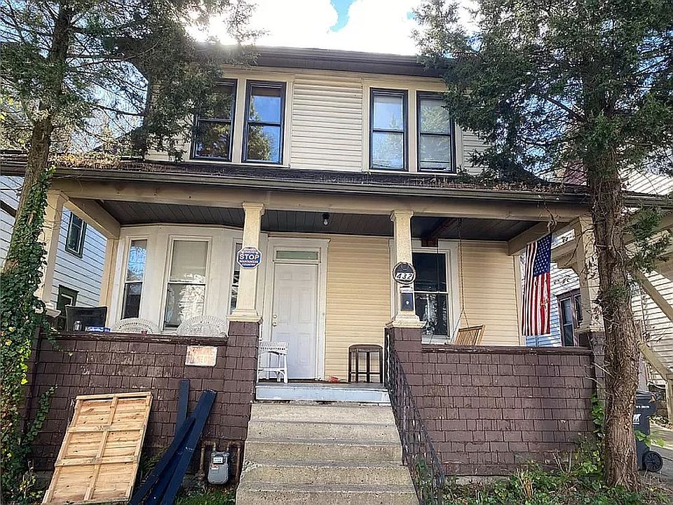 1st image of 432 Clark St