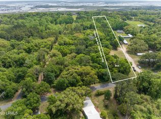 313 Seaside Rd, Saint Helena Island, SC 29920