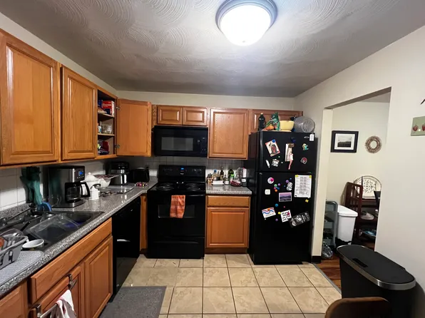 740 Central Street Apartments