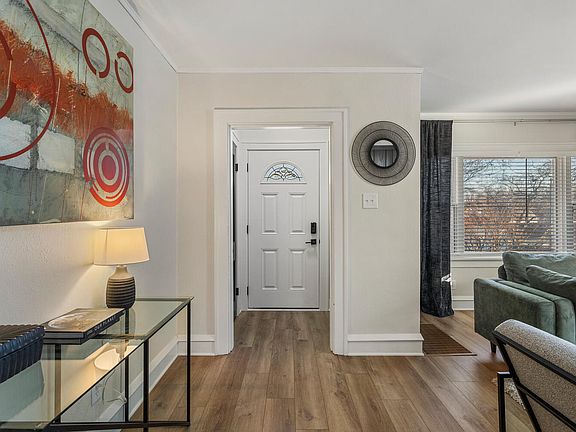 5th image of 1003 W William St