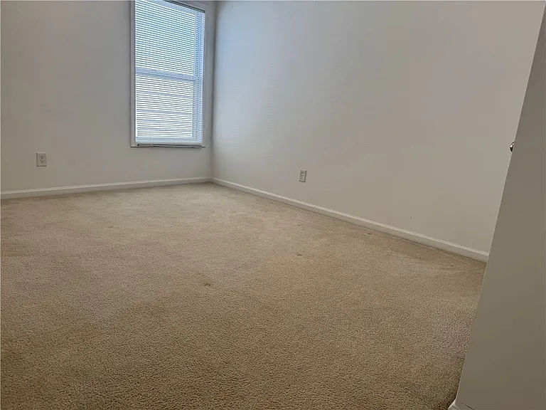 2326 Worrall Hill Dr — Photo 12