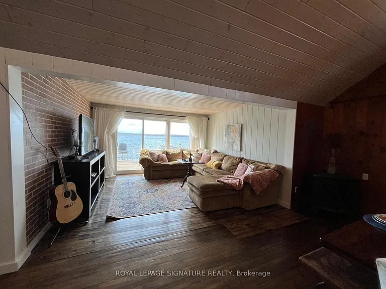 309 Avery Point Rd — Photo 4