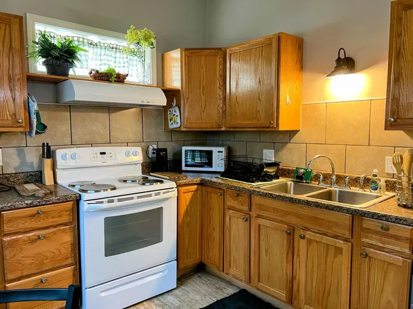 1505 Newhouse Ave, Saint Louis, MO 63107