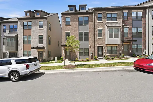 6066 Beake St Photo 1