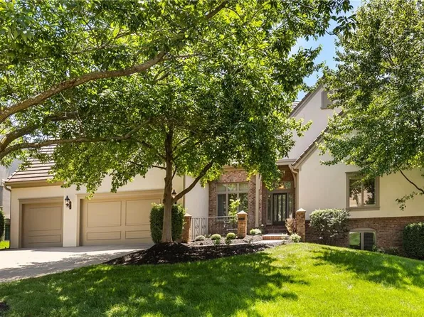 2123 W 116th St, Leawood, KS 66211