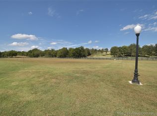 Arlington Dr, Ramona, OK 74061