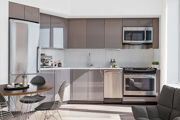 Rented by Greystar | media 5