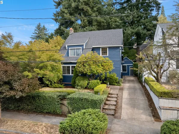 2827 NE Fremont St, Portland, OR 97212