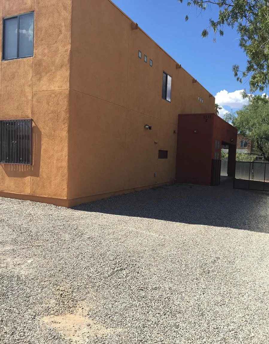 3 bed, 1500 sqft, $1,950 — Photo 2