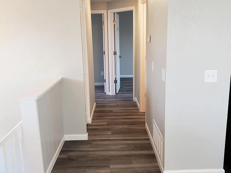 5470 Brook Point Rd — Photo 12