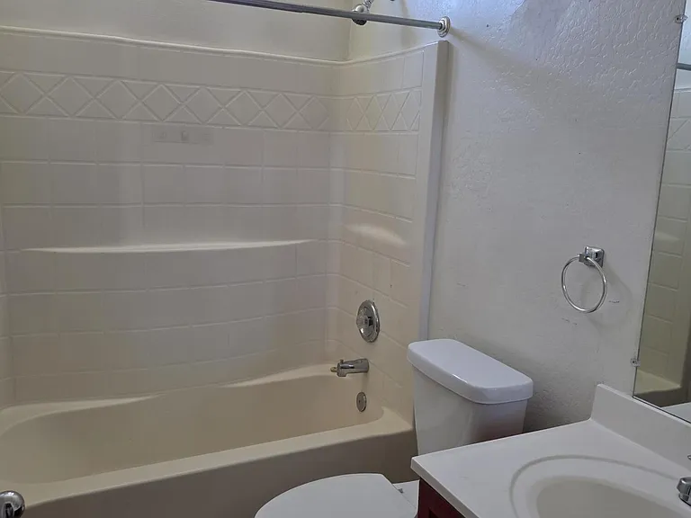 12600 W Diaz Dr — Photo 10