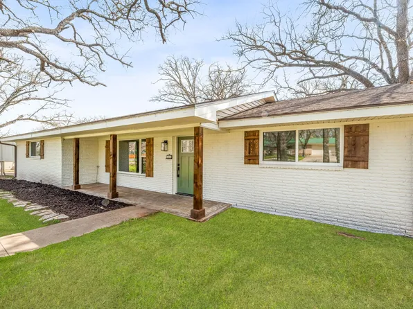 401 NW 32nd St, Mineral Wells, TX 76067