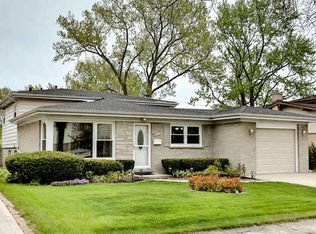 9417 Ozark Ave, Morton Grove, IL 60053