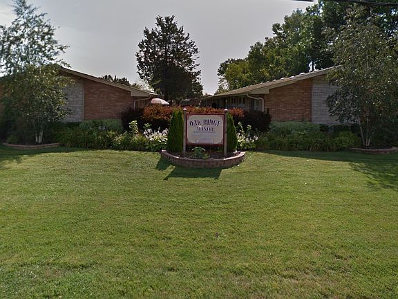 Oak Ridge Manor, Hillside illinois