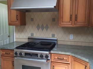 510 La Tierra Dr, Angwin, CA 94508