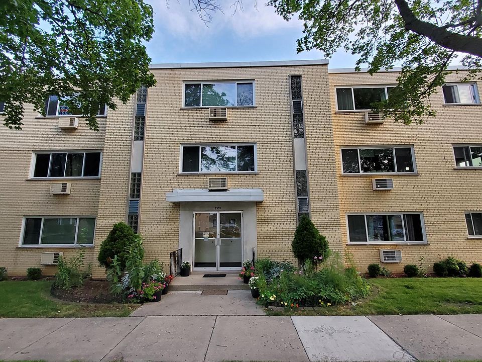 1st image of 5555 W Sunnyside Ave #A
