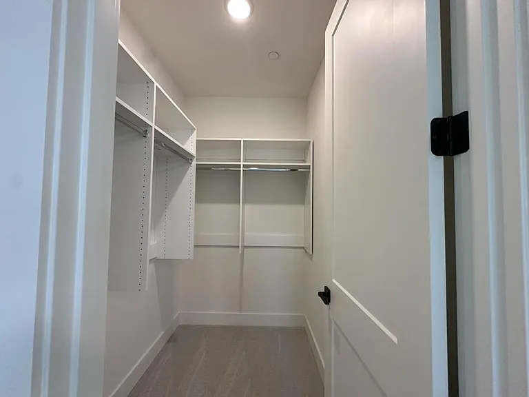 4802 Moonview Ln — Photo 29