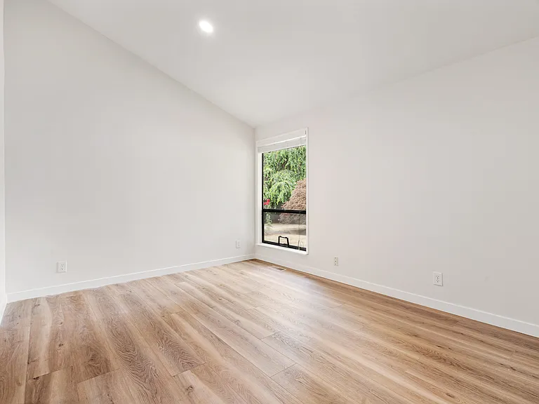 3216 171st Ave NE — Photo 12