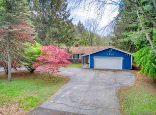 1949 E Kimmel Rd, Jackson, MI 49201