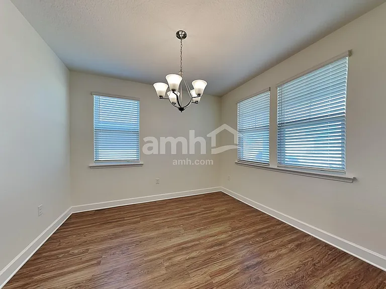 5807 Hampton Creek Rd — Photo 4