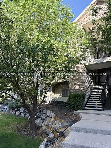 1598 W Westbury Way #C — Photo 2
