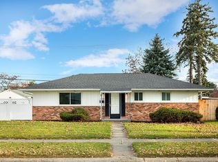 22500 Raven Ave, Eastpointe, MI 48021