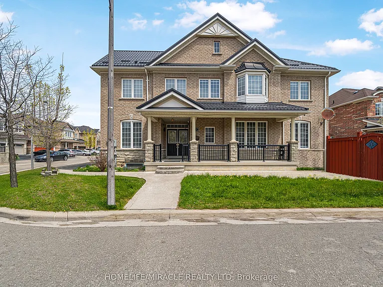 9 Berryfield Way — Photo 3
