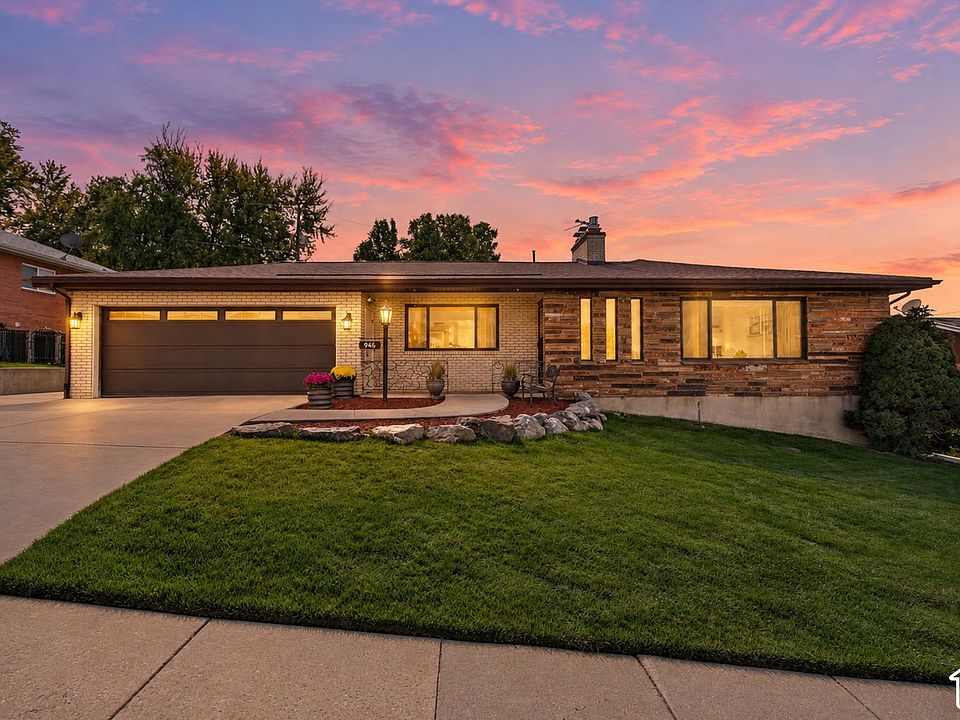 1st image of 946 Arlington Way