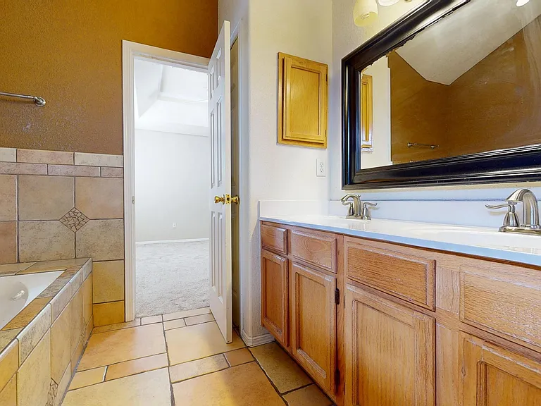 12528 Sun Empress Dr — Photo 25