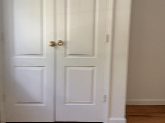 2nd image of 254 Soundview Ave Floor 2