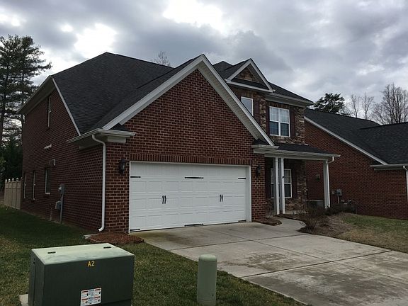 2nd image of 625 Woodlake Park Dr