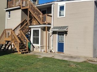 161 N College St APT 2, Carlisle, PA 17013