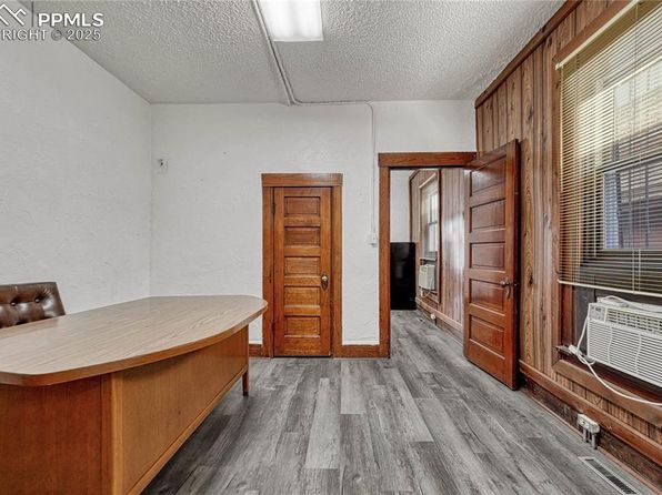 denver-colorado-444454095 picture