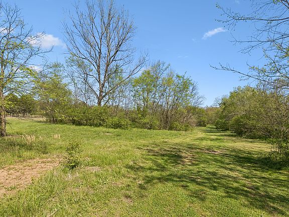 4th image of 8633 Webb Rd