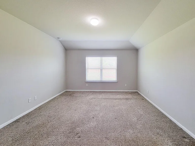 29614 Breakwater Dr — Photo 30