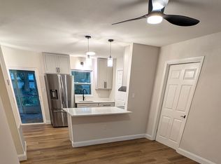 605 Hall St, Fruitland Park, FL 34731