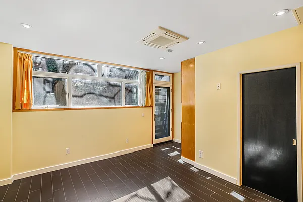 Rented by Corcoran | media 10