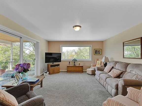 4th image of 312 Wyldewood Dr