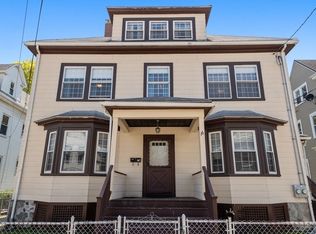 18 Newcastle Rd FLOOR 2, Brighton, MA 02135