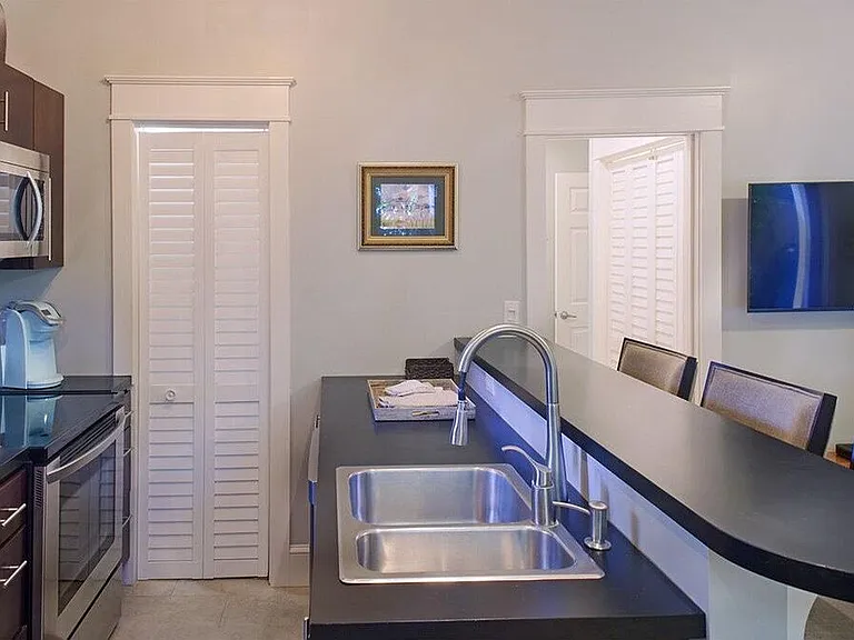 1012 Fleming St #3 — Photo 7