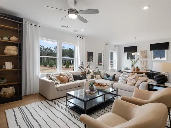 6136 Marigold Way, Atlanta, GA 30349