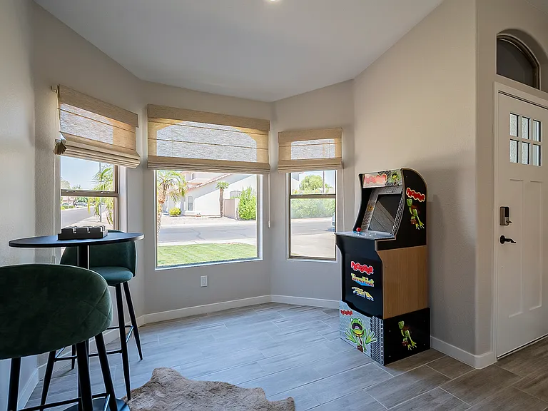 1078 S Riata St — Photo 26