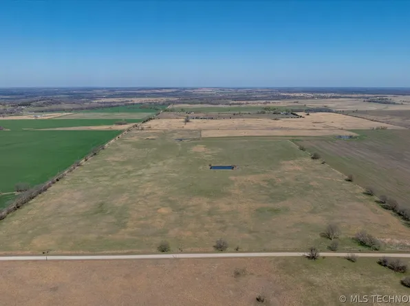 405 Road, Lenapah, OK 74042