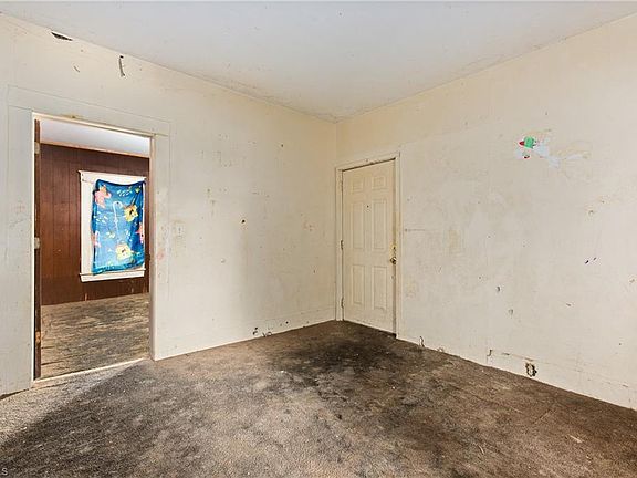 5th image of 1600 Johnson St