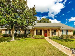 106 Wellington Dr, Houma, LA 70360