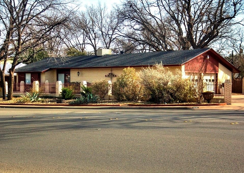 1st image of 4141 N 10th St